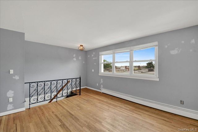 2810 Harding Avenue, Bronx, NY 10465