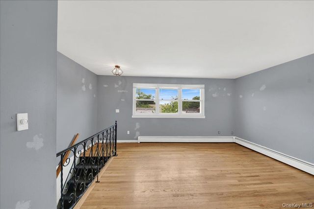 2810 Harding Avenue, Bronx, NY 10465