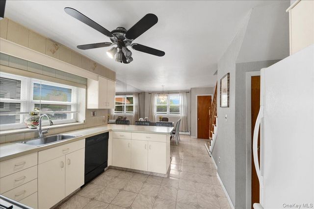 2810 Harding Avenue, Bronx, NY 10465