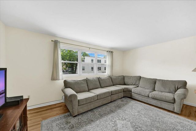 2810 Harding Avenue, Bronx, NY 10465