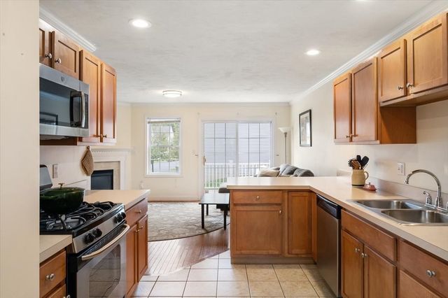3 Snow Bell 3, Worcester, MA 01606