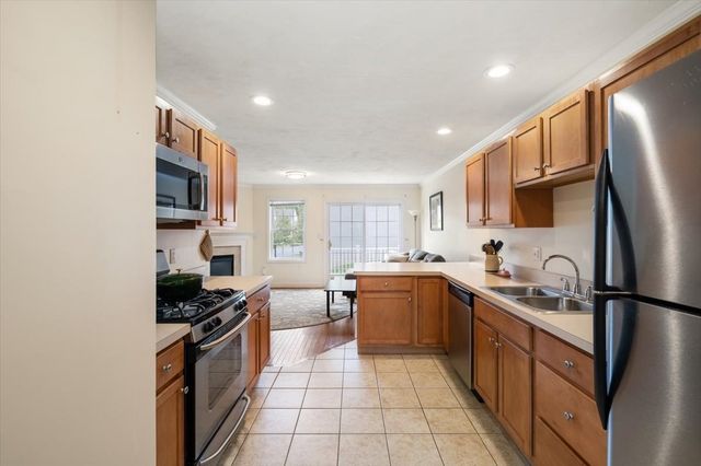 3 Snow Bell 3, Worcester, MA 01606
