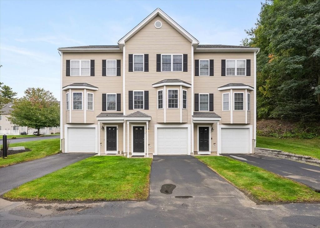 3 Snow Bell 3, Worcester, MA 01606