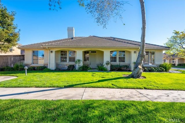 427 Taunton Drive, Santa Maria, CA 93455