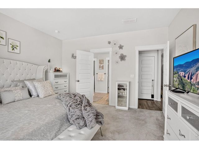 4237 Martinson Dr, Loveland, CO 80537