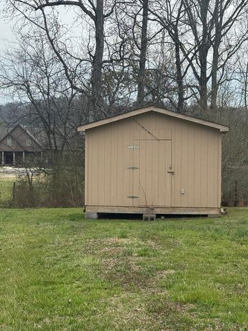 1037 Tunnel Hill Road, Tunnel Hill, GA 30755