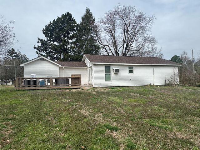 1037 Tunnel Hill Road, Tunnel Hill, GA 30755