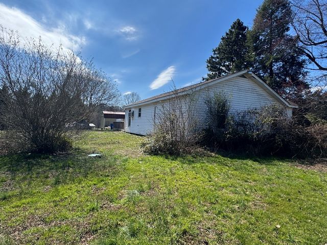 1037 Tunnel Hill Road, Tunnel Hill, GA 30755