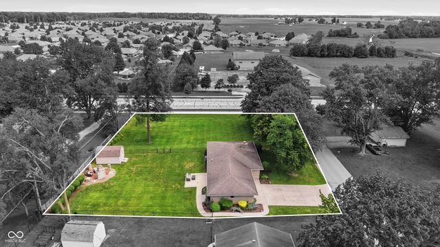 3480 Carolina Street, Columbus, IN 47203