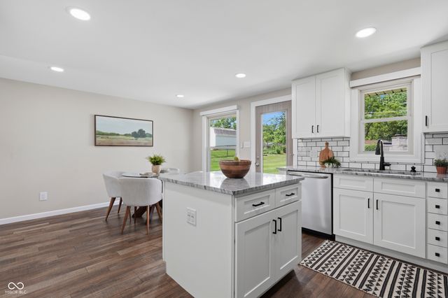 3480 Carolina Street, Columbus, IN 47203
