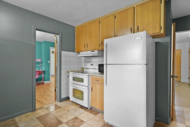 1919 Broadway, Benton Harbor, MI 49022