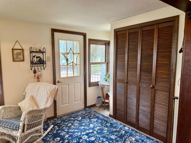 2298 W Hayes Road, Ithaca, MI 48847