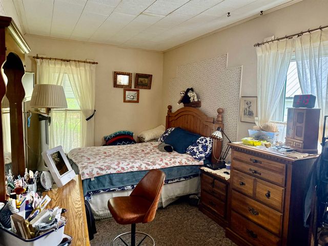 2298 W Hayes Road, Ithaca, MI 48847