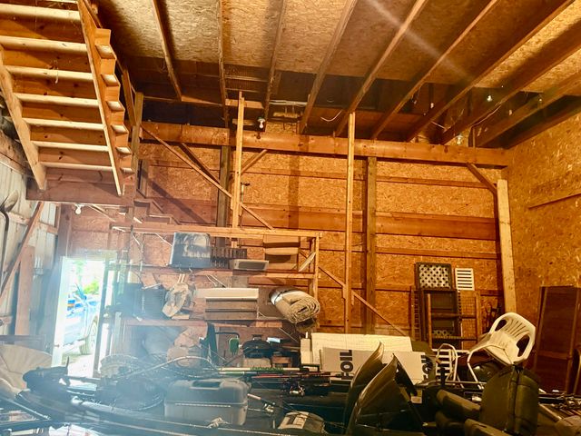 2298 W Hayes Road, Ithaca, MI 48847