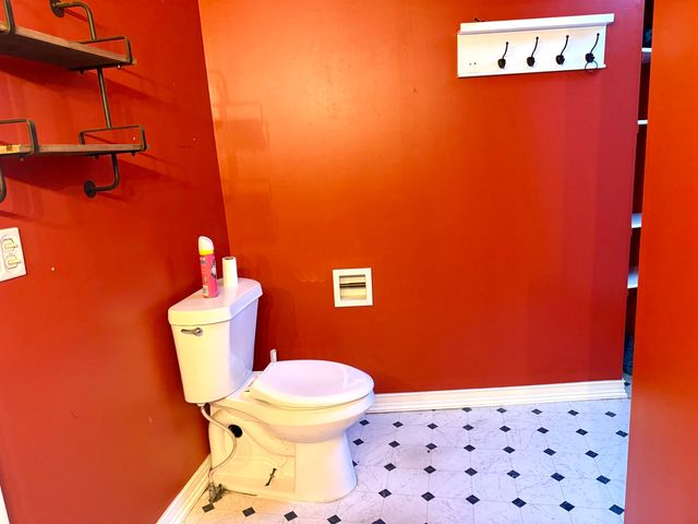 2298 W Hayes Road, Ithaca, MI 48847