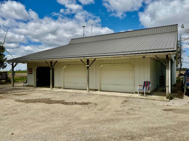 2298 W Hayes Road, Ithaca, MI 48847