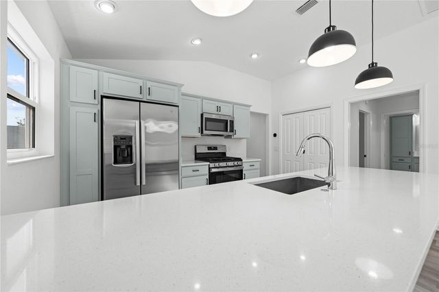 517 LAMINGTON LANE, The Villages, FL 34762
