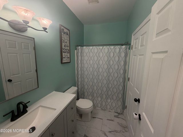 12 N Olympia Drive, Waretown, NJ 08758