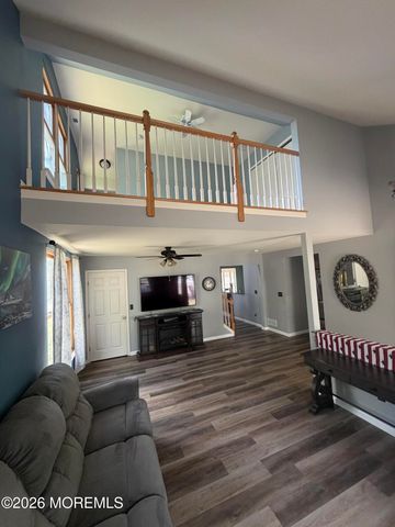 12 N Olympia Drive, Waretown, NJ 08758