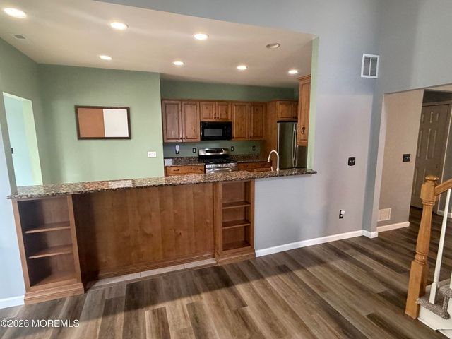 12 N Olympia Drive, Waretown, NJ 08758