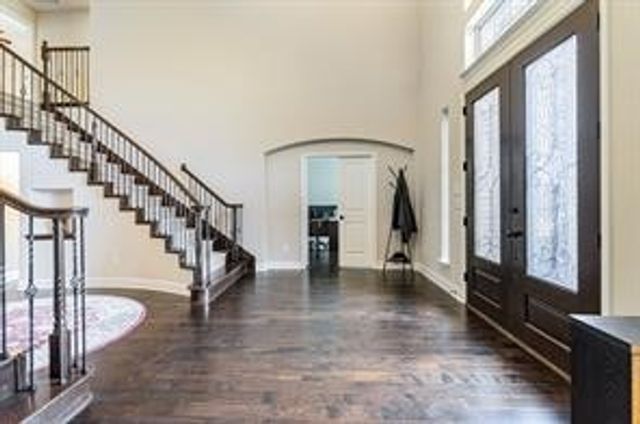 8010 Graystone Drive, Sachse, TX 75048