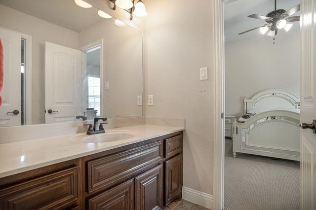 8010 Graystone Drive, Sachse, TX 75048