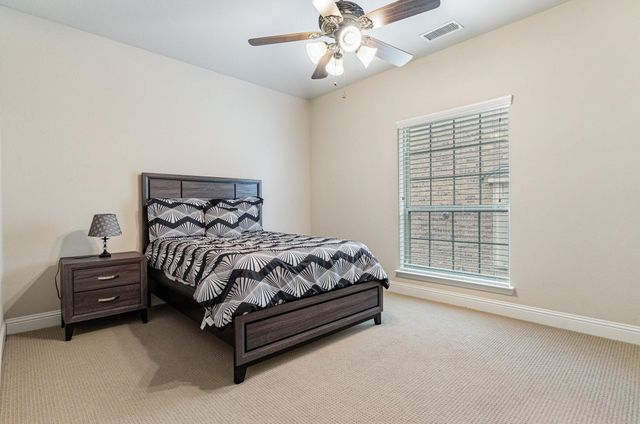 8010 Graystone Drive, Sachse, TX 75048
