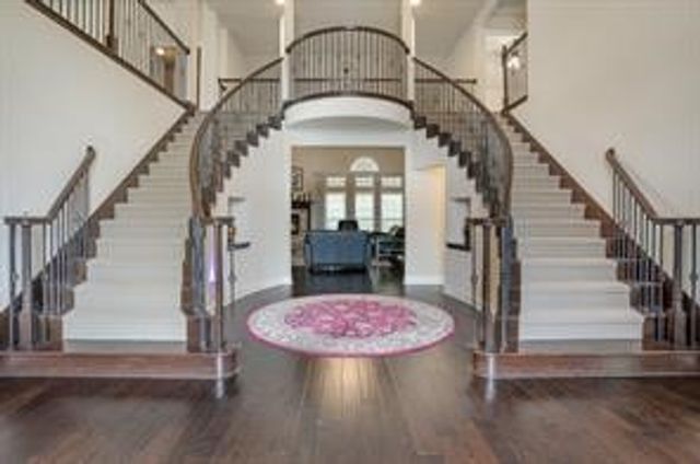 8010 Graystone Drive, Sachse, TX 75048