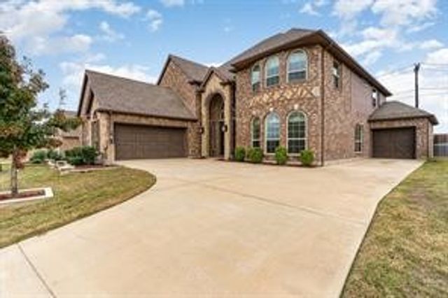 8010 Graystone Drive, Sachse, TX 75048