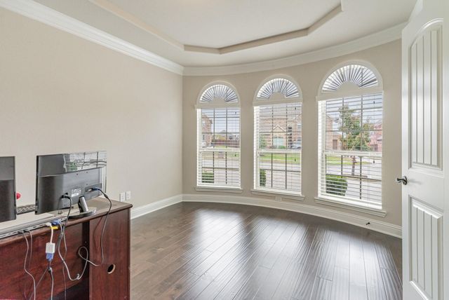 8010 Graystone Drive, Sachse, TX 75048