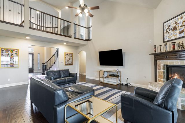 8010 Graystone Drive, Sachse, TX 75048