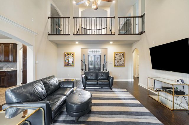 8010 Graystone Drive, Sachse, TX 75048