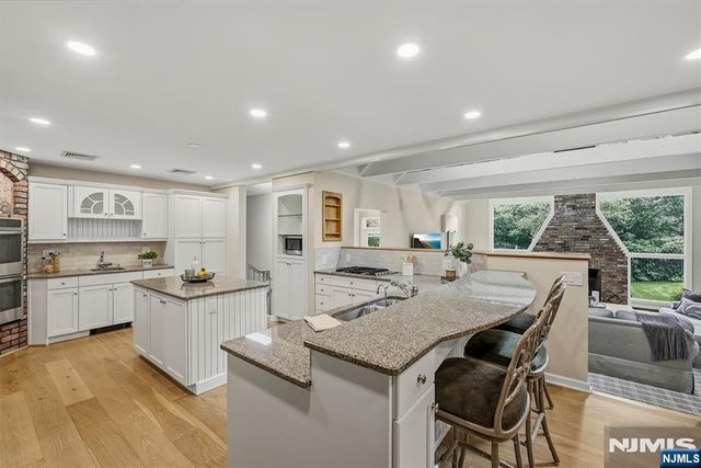 10 Baker Court, Ramsey, NJ 07446