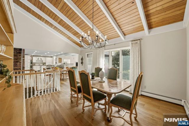 10 Baker Court, Ramsey, NJ 07446