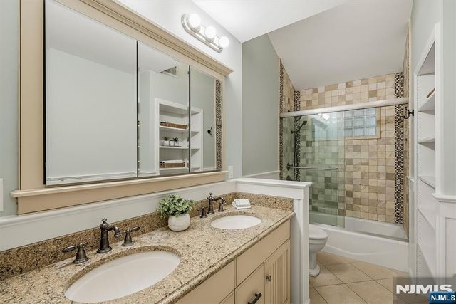 10 Baker Court, Ramsey, NJ 07446