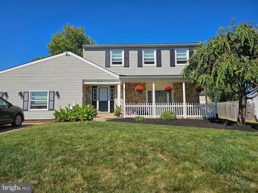 513 VALMORE RD, Fairless Hills, PA 19030