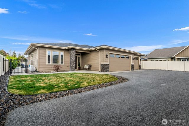 3512 Dianna Way, Wenatchee, WA 98801