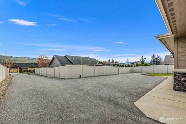 3512 Dianna Way, Wenatchee, WA 98801