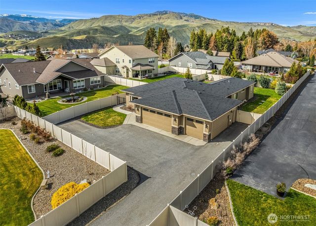 3512 Dianna Way, Wenatchee, WA 98801