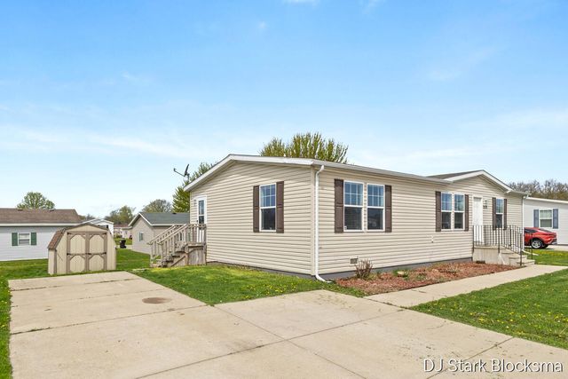 7435 Bronco Drive, Caledonia, MI 49316