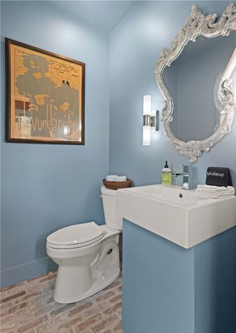 609 Oak Street, St Simons Island, GA 31522