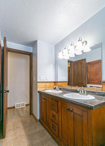 428 LINCOLN STREET, Seymour, WI 54165