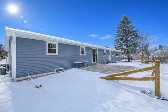 428 LINCOLN STREET, Seymour, WI 54165