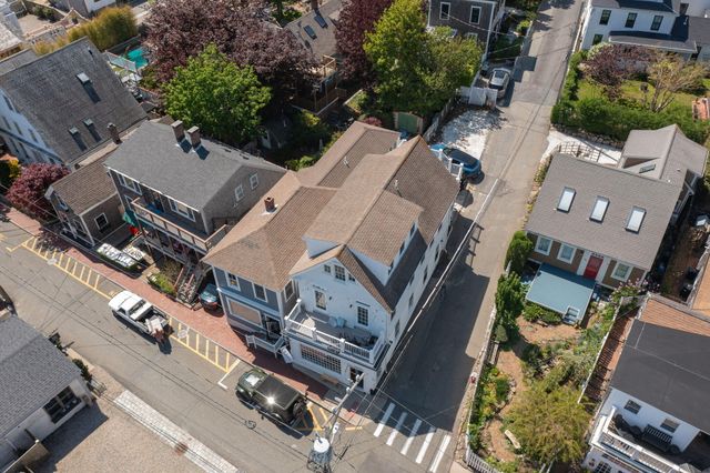 134 Commercial Street, Provincetown, MA 02657