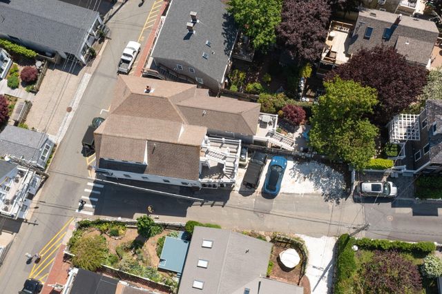 134 Commercial Street, Provincetown, MA 02657