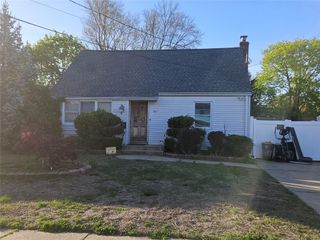 507 17th Street, West Babylon, NY 11704