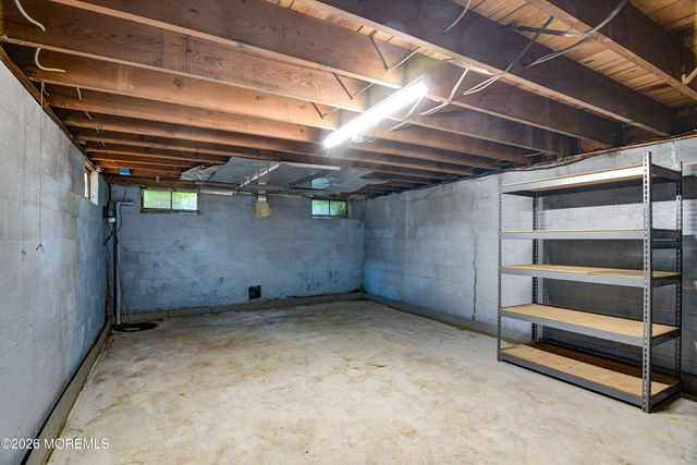 15 La Valley Drive, Manalapan, NJ 07726