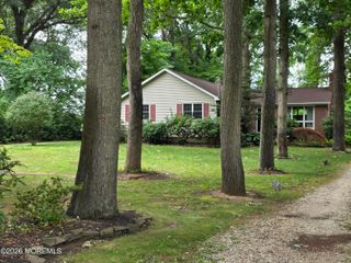 15 La Valley Drive, Manalapan, NJ 07726
