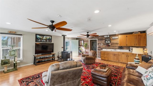 13585 Andy Jack Road, Rogers, AR 72756