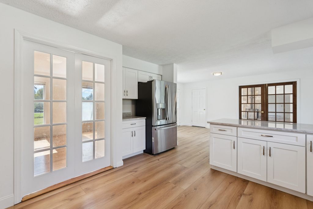 17 Chestnut Drive, Topsham, ME 04086 — photo 2